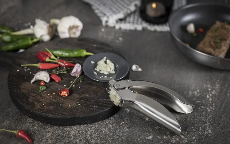 Producto de ajo en uso